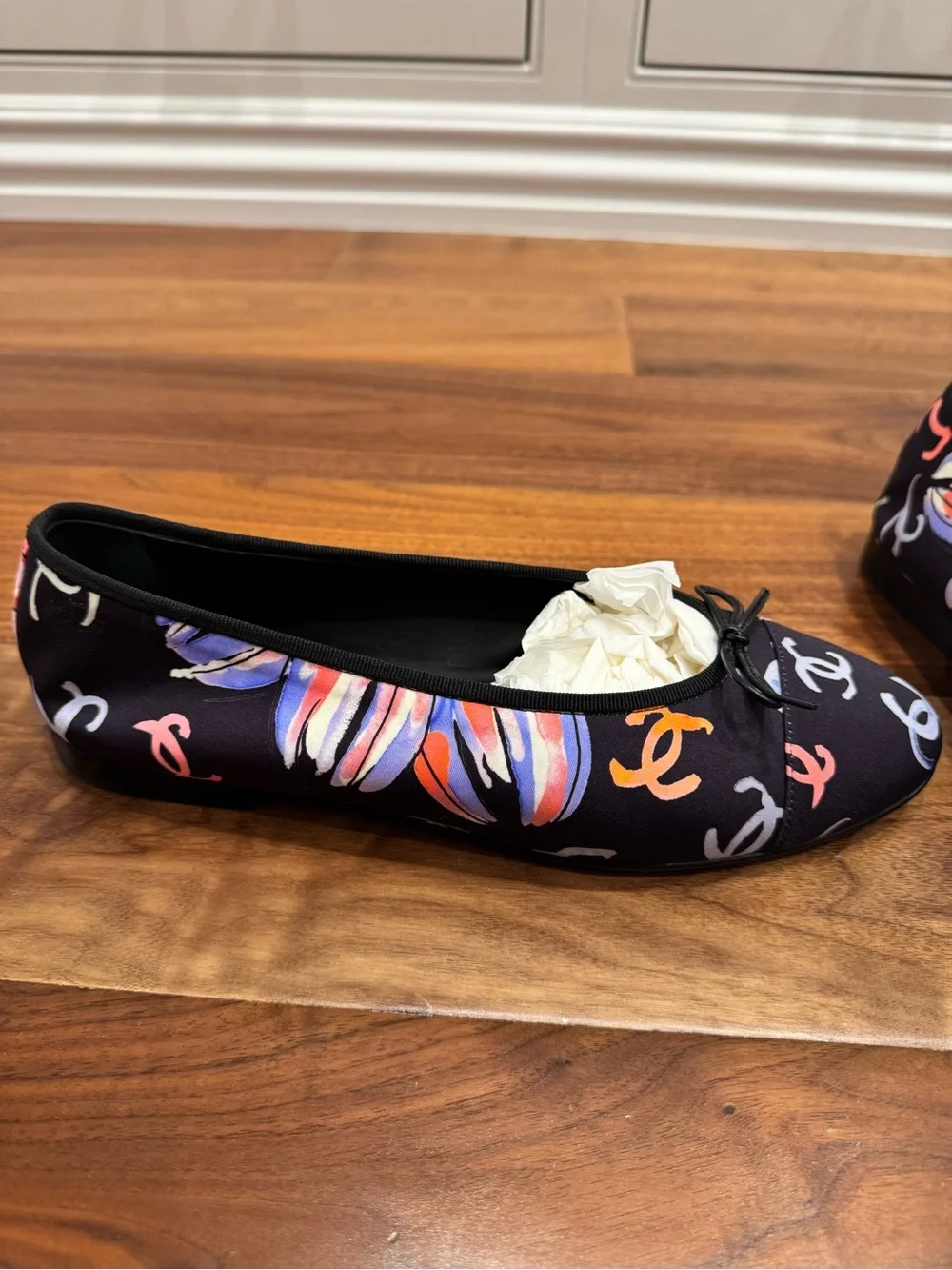CHANEL 2024 Interlocking CC Logo Multicolor Ballet Flats 40.5 C or Wide